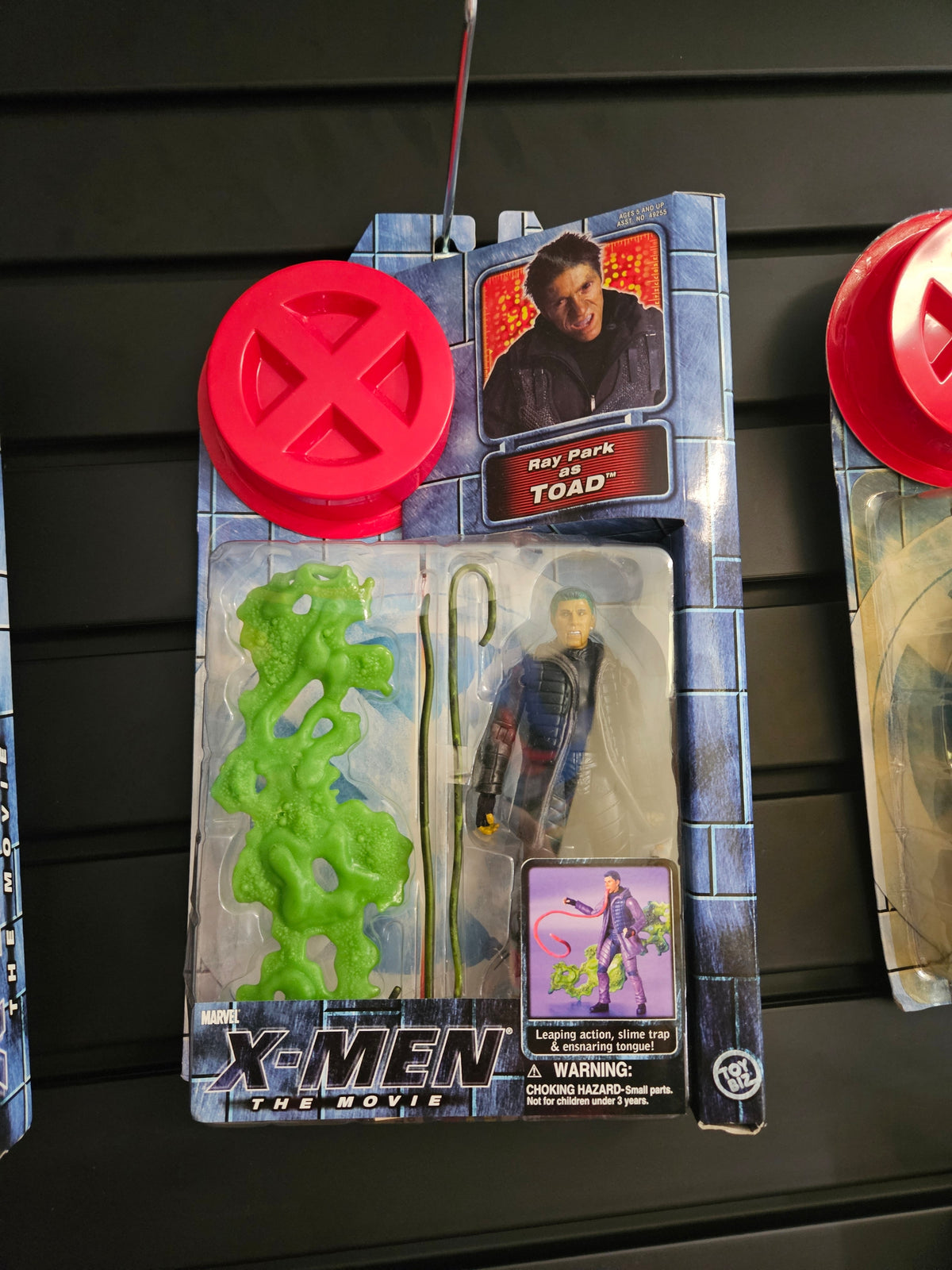 Toy Biz X-Men Movie Toad Action Figure Ray Park Sealed – front view