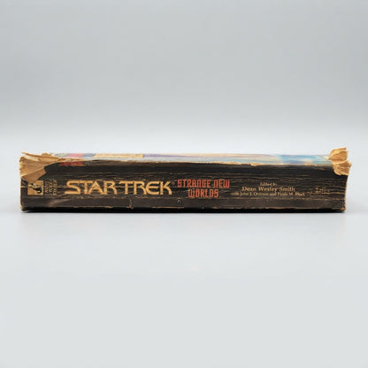 Star Trek: Strange New Worlds Anthology Mass Market Paperback – photo 3 of 3